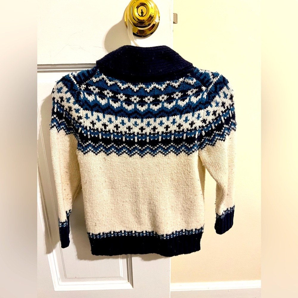 Gap holiday winter sweater - Picture 2 of 3